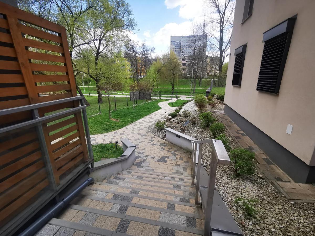 Zloty - Okrzei Z Miejscem Parkingowym Apartment